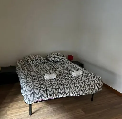 Reve Divin T2 En R/c Parking-bagagerie-salle Sport-barbecue